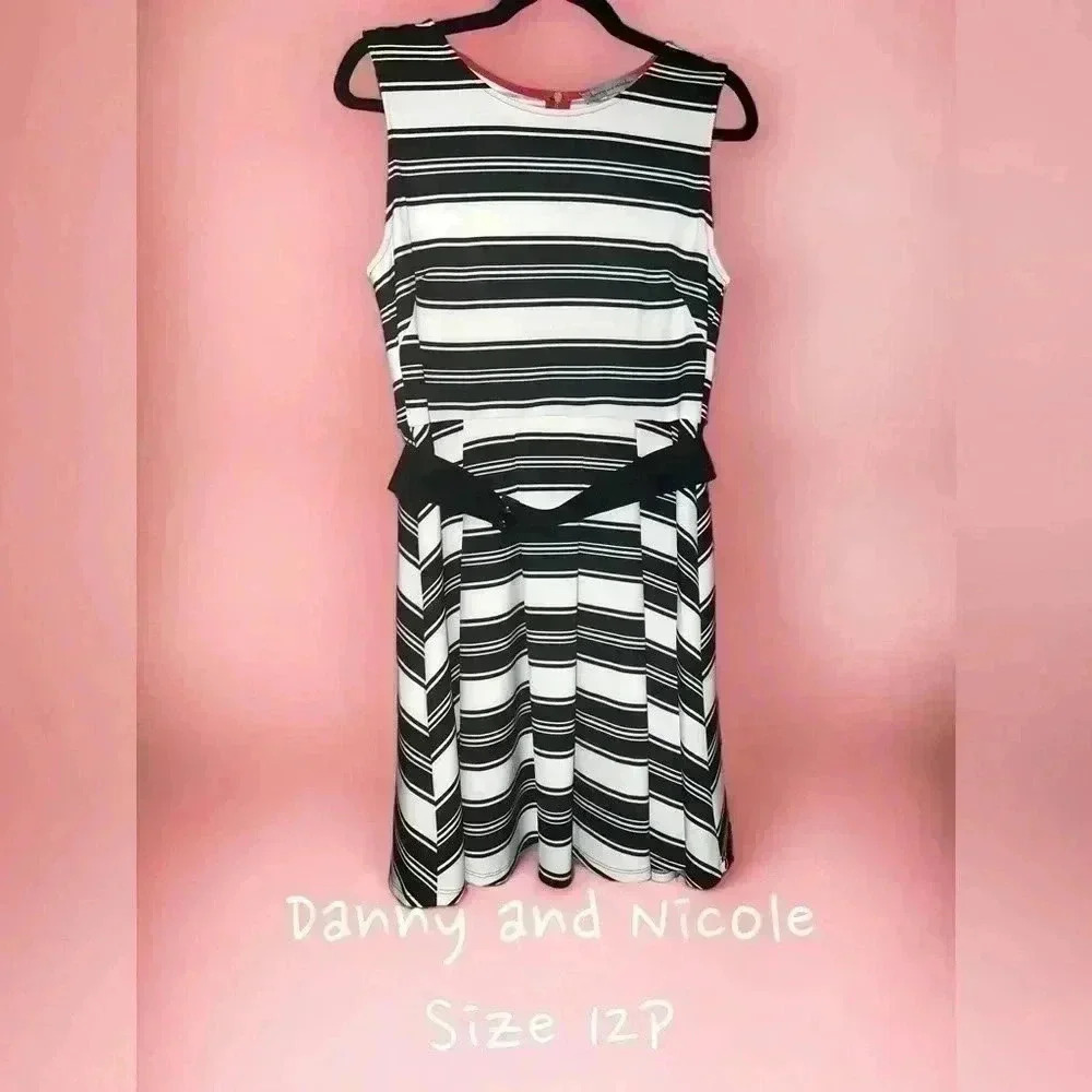 Danny and Nicole dress size‎ 12P